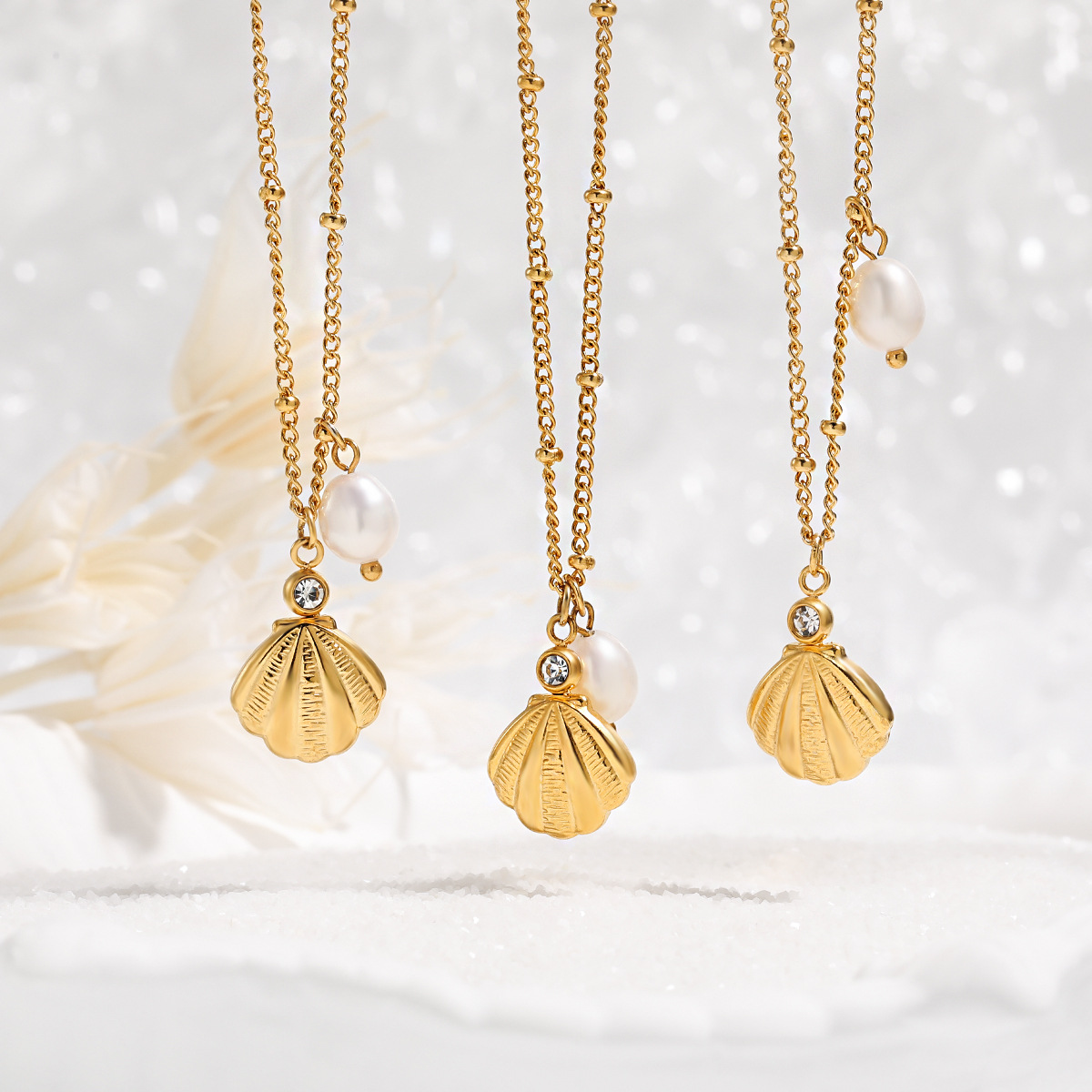 Shell Pearl Necklace for Women: Graceful, Stylish, and Affordable